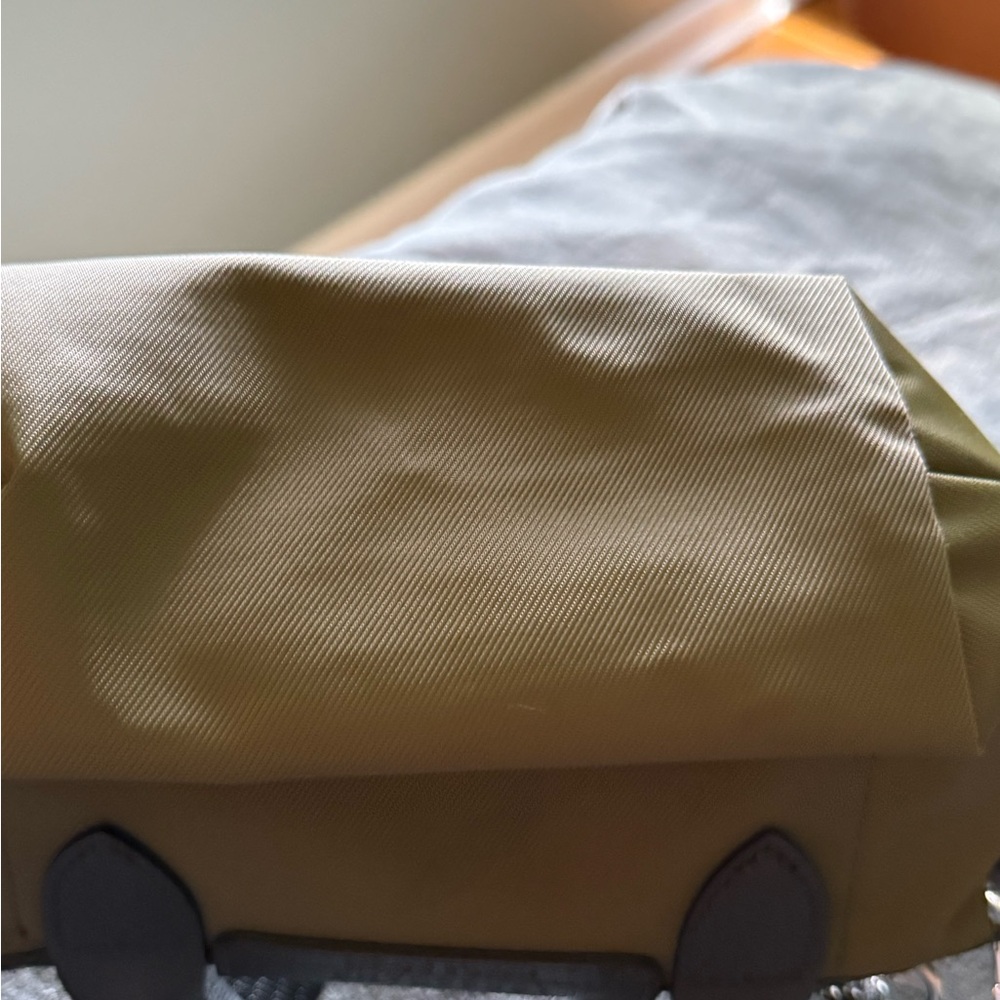 Longchamp Small Pliage Crossbody Olive Green & Black leather trim - Picture 2 of 3